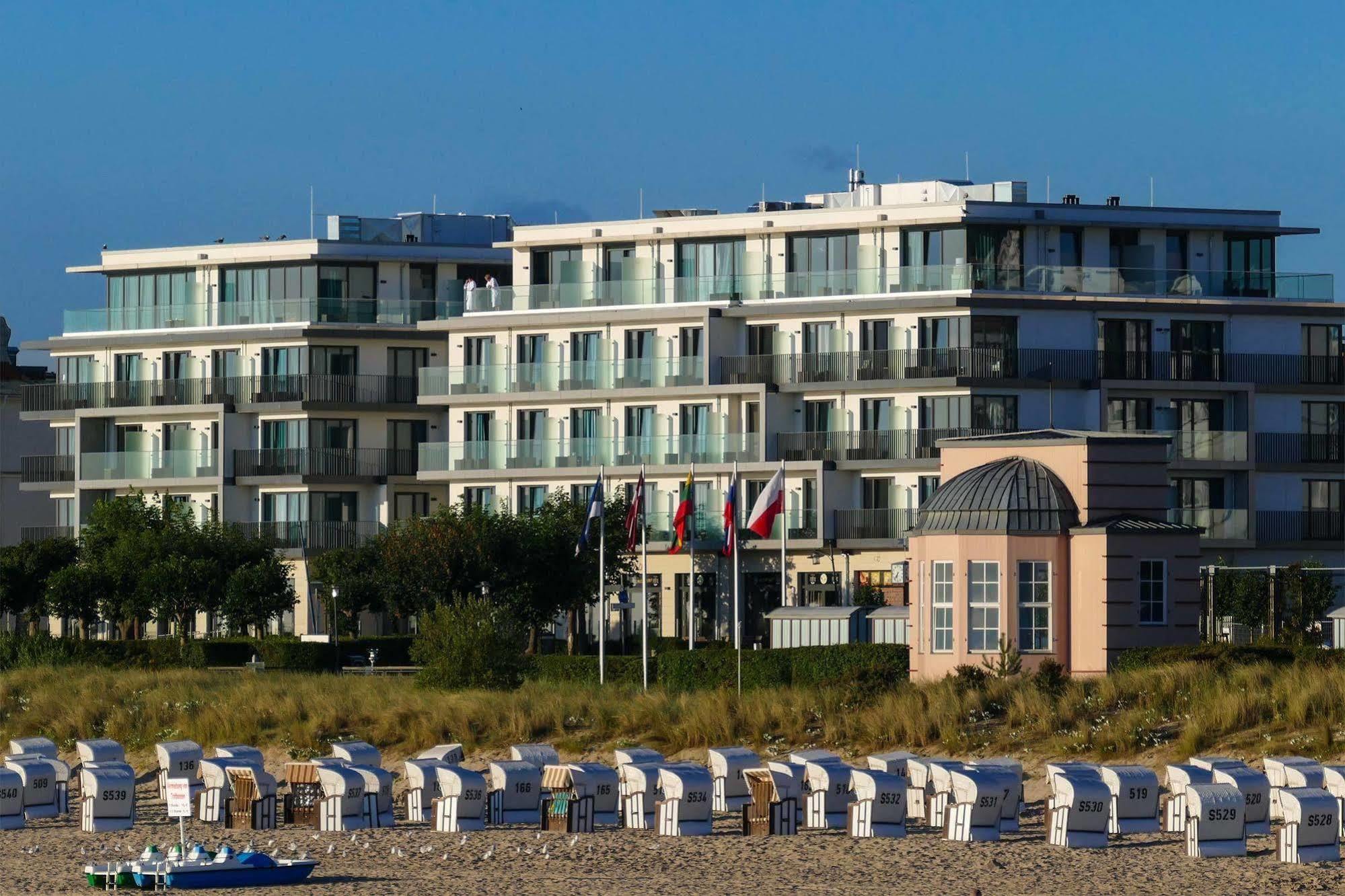 Seetelhotel Kaiserstrand Beachhotel เฮริงสดอร์ฟ ภายนอก รูปภาพ