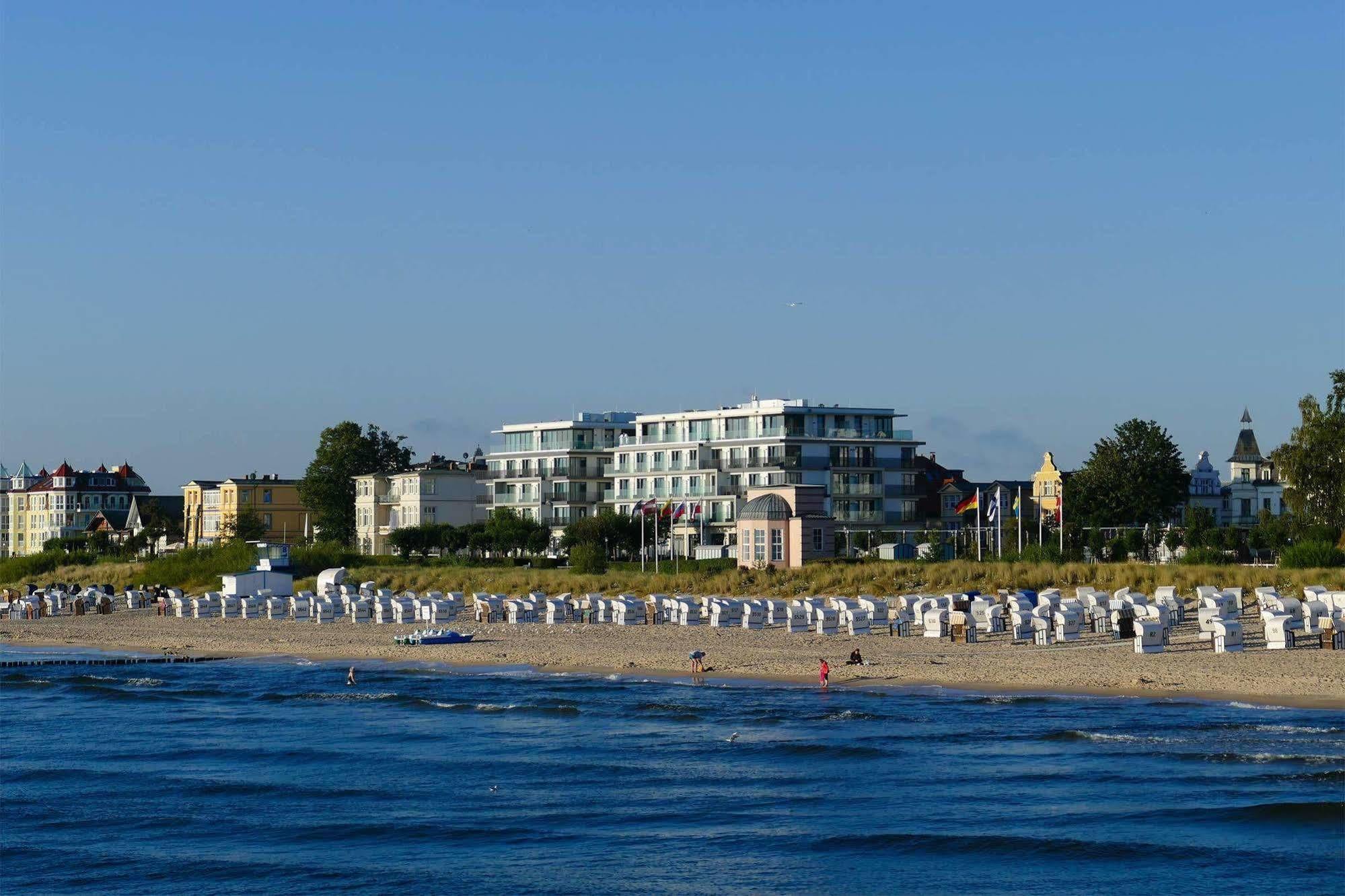 Seetelhotel Kaiserstrand Beachhotel เฮริงสดอร์ฟ ภายนอก รูปภาพ